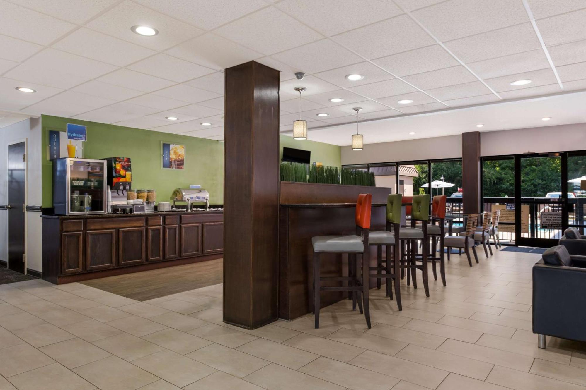 Best Western Albemarle Inn Exterior foto